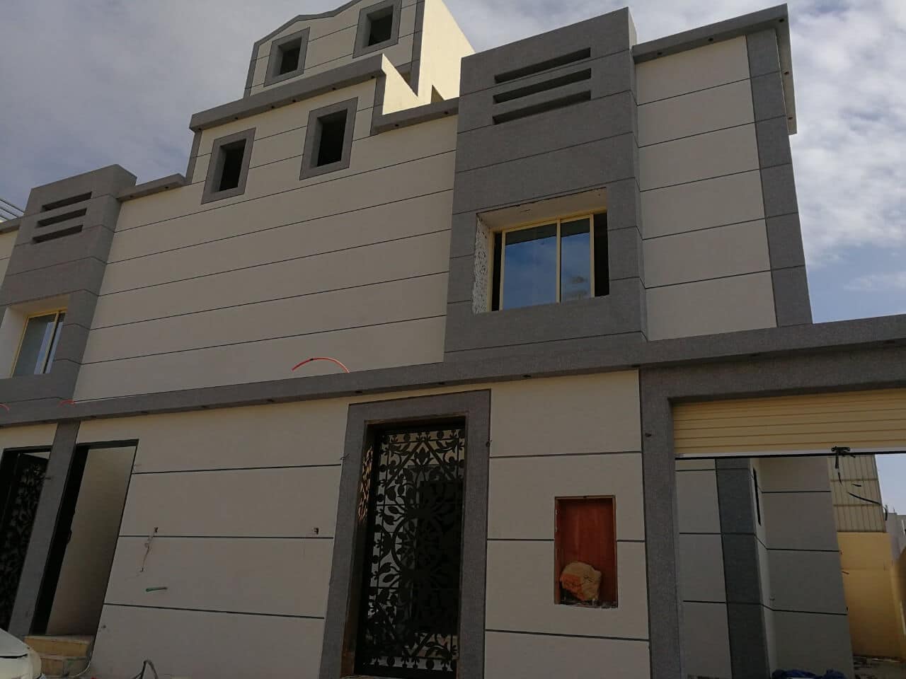 دهانات مقاومة للرطوبة والبهتان